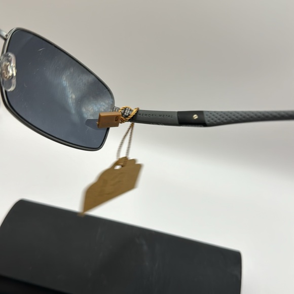 NEW Carrera Sunglasses with case cloth and stickers - Picture 3 of 5